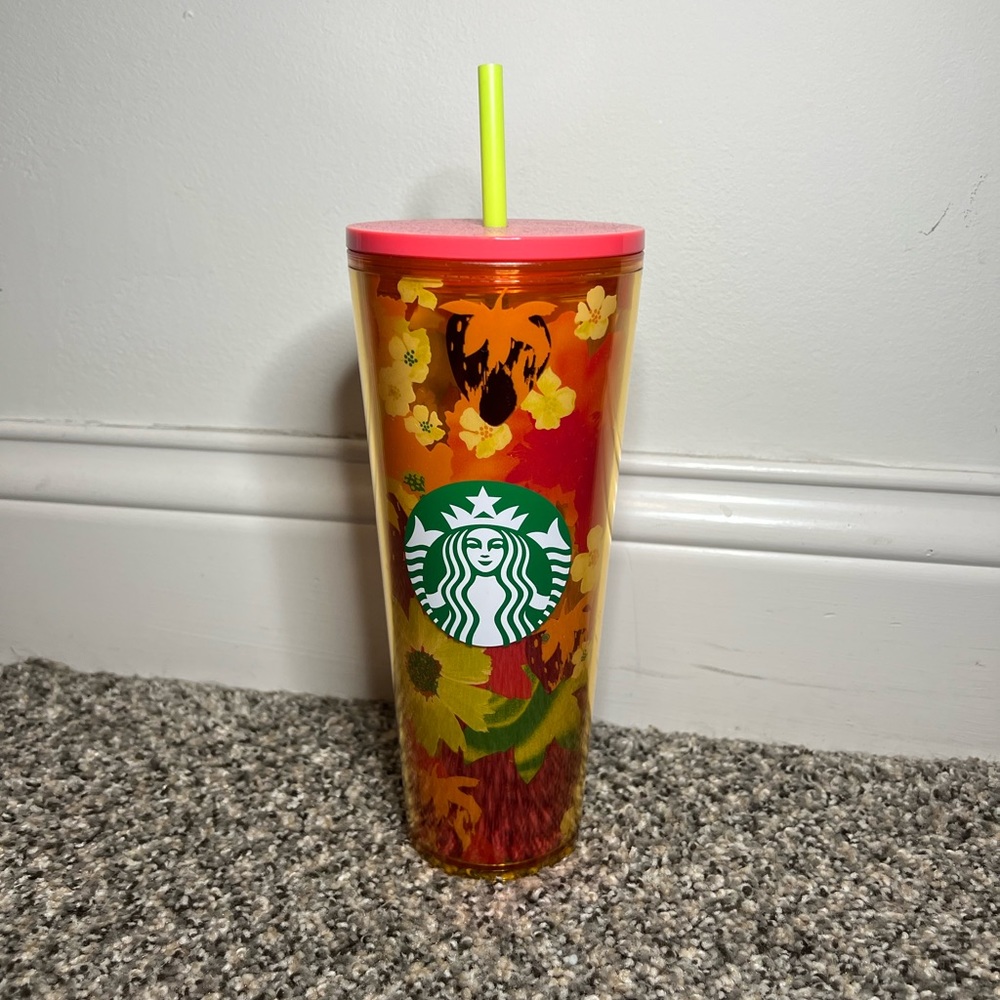 Starbucks Strawberry Fields cup. Limited Edition. Iced, 24 oz. Never been used